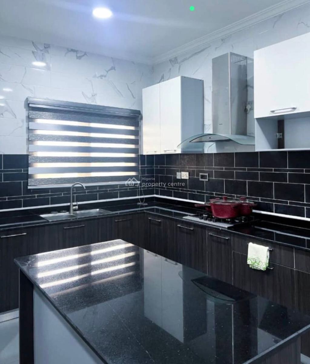 Luxury 3 Bedroom Apartment with Bq, Off Ahmadu Bello, Victoria Island (vi), Lagos, Flat / Apartment for Rent