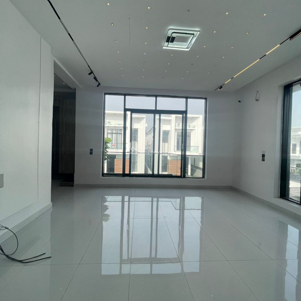 Exquisitly Built 5 Bedroom Fully Detached Duplex with  Bq and Gazebo, Chevron, Lekki, Lagos, Detached Duplex for Sale