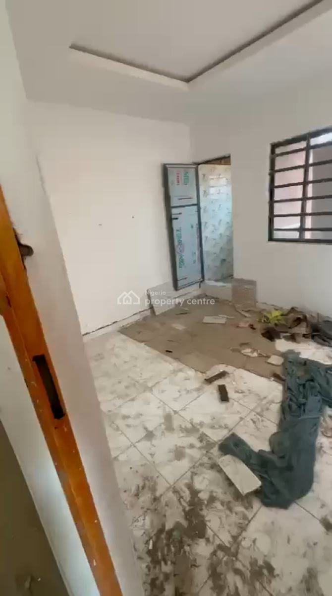 Newly Built & Spacious Standard Room Self-contain (upstairs Unit), Off Pedro Road, Shomolu, Lagos, Flat / Apartment for Rent