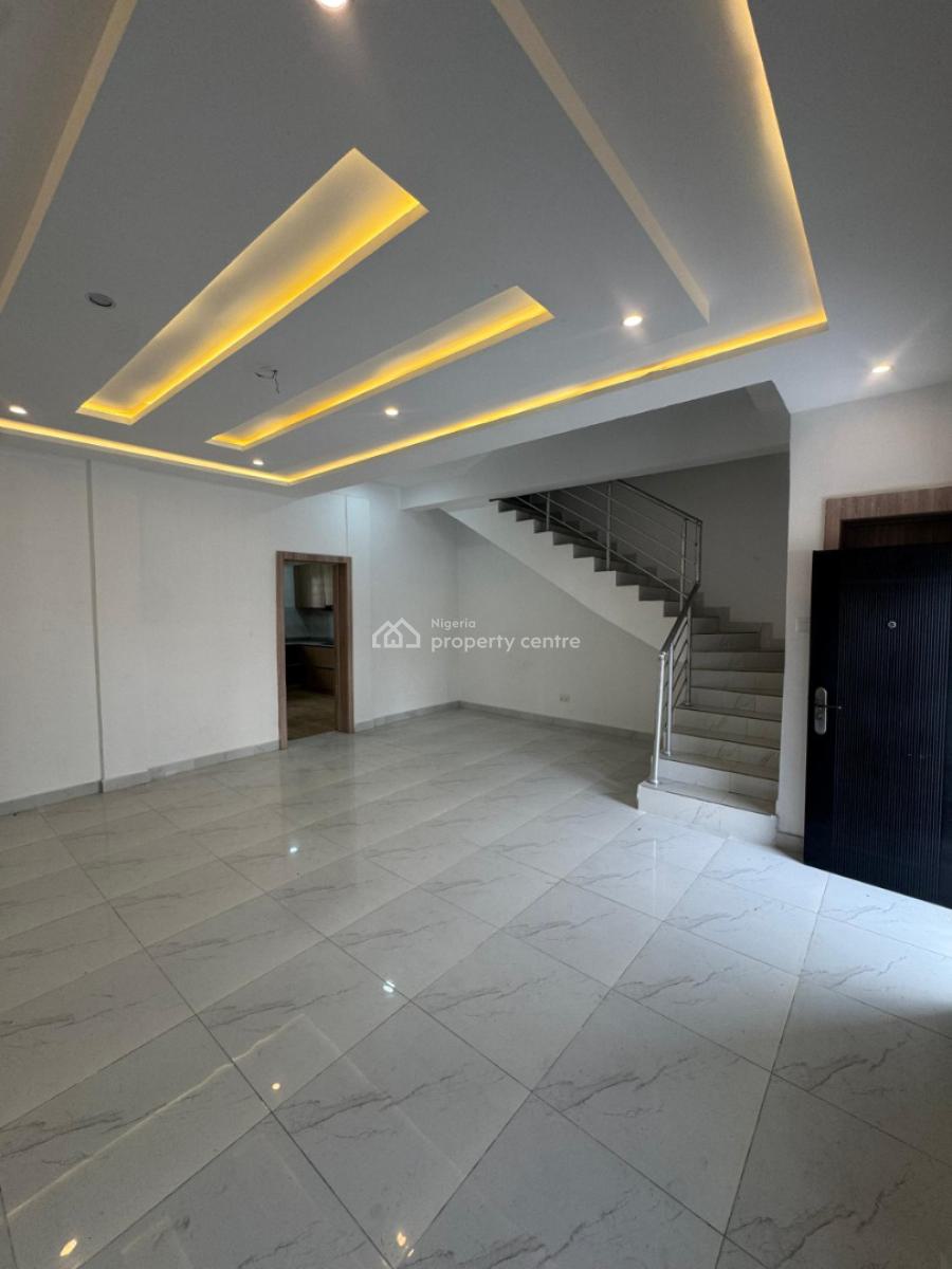 4 Bedroom Terrace Duplex + Bq, New Road, Lekki, Lagos, Terraced Duplex for Rent
