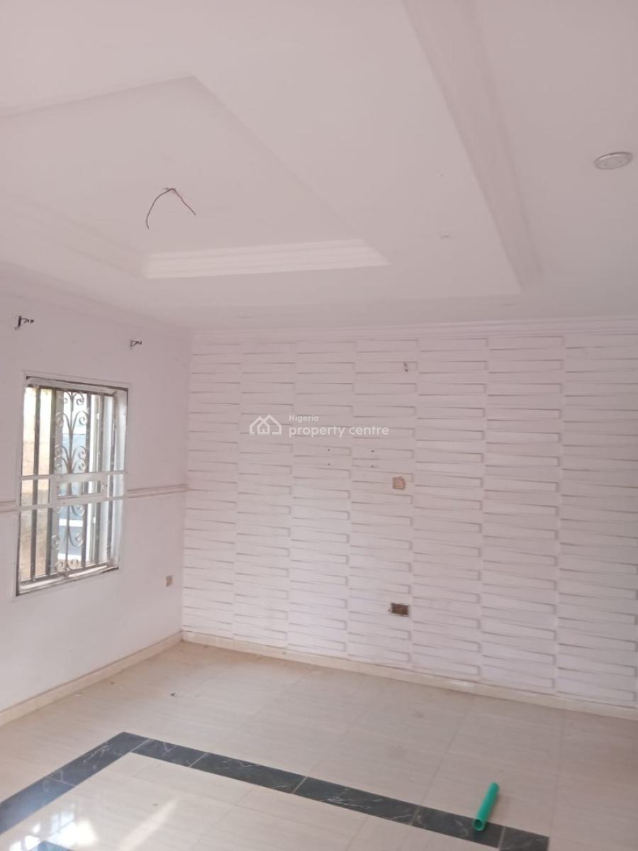 2 Bedroom Flat with All Facilities,  Pop, Well Paved Compound, Eleta Estate Opposite Alheri Hotel Akala Express, Ibadan, Oyo, Flat / Apartment for Rent