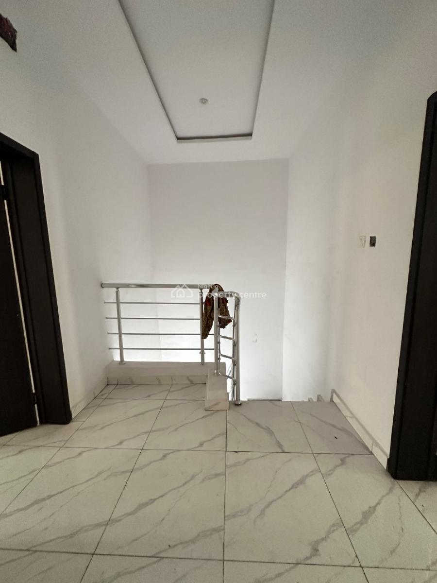Nicely Built 3 Bedroom Terrace Duplex, Ajah, Lagos, Terraced Duplex for Sale