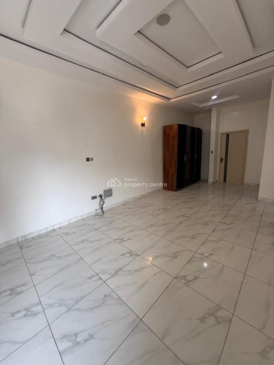 Massive Master Bedroom, Conservation Road, Lekki, Lagos, Self Contain (single Rooms) for Rent