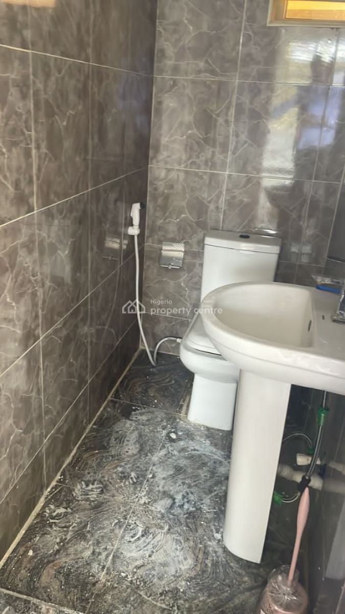 2 Bedroom Apartment, on Chevron Drive, Lekki, Lagos, Flat / Apartment for Rent