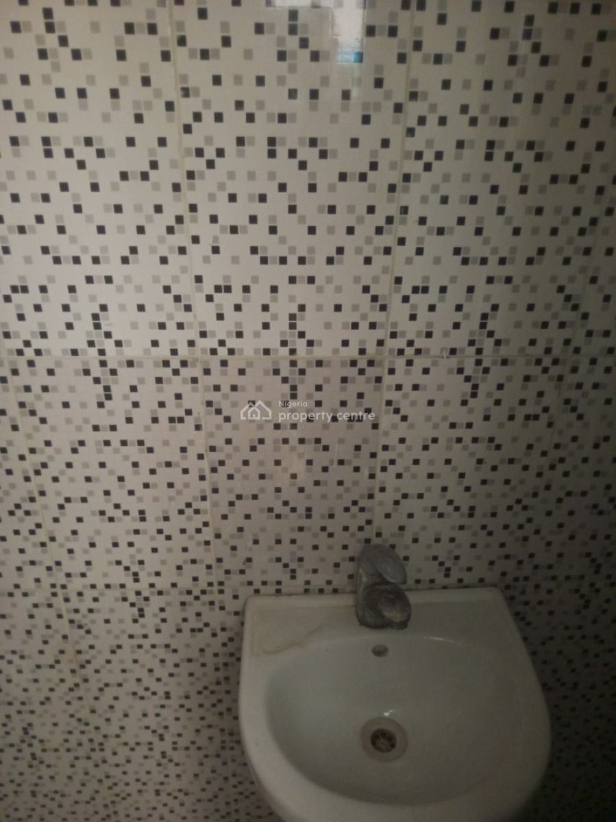 Clean Spacious Bedroom and Parlor (mini Flat), Mobil Road, Ilaje, Ajah, Lagos, Mini Flat (room and Parlour) for Rent