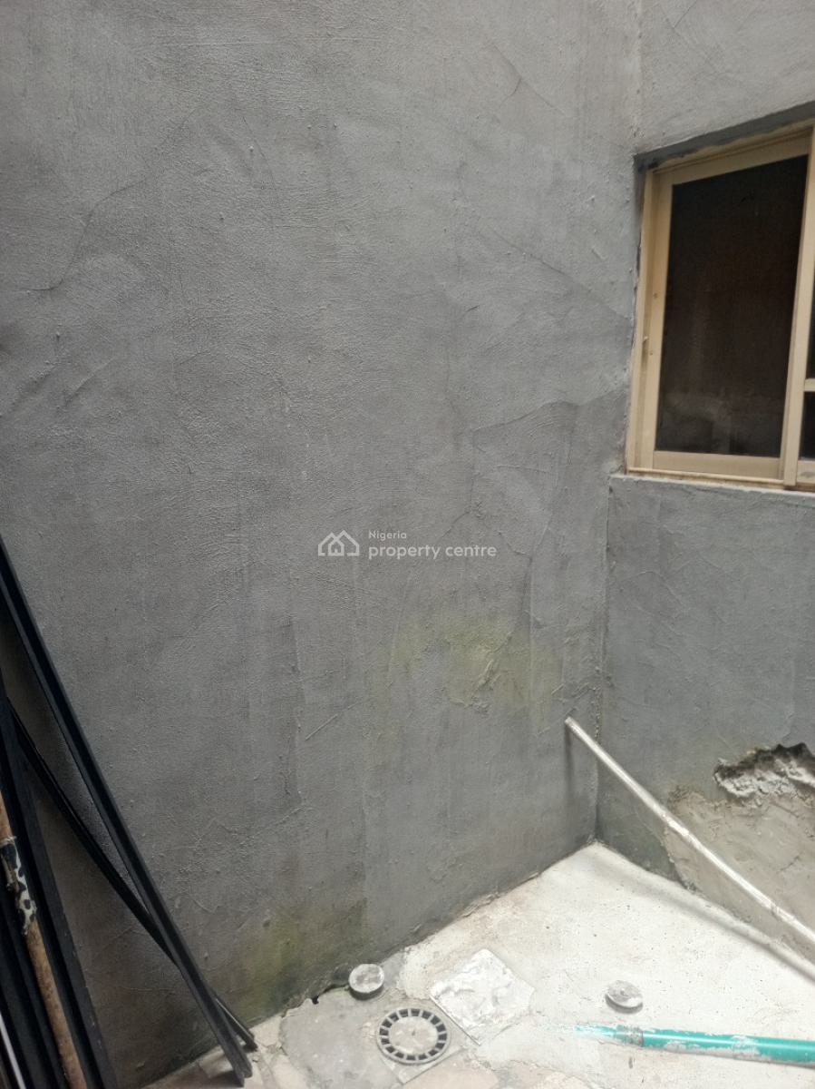 Clean Spacious Bedroom and Parlor (mini Flat), Mobil Road, Ilaje, Ajah, Lagos, Mini Flat (room and Parlour) for Rent