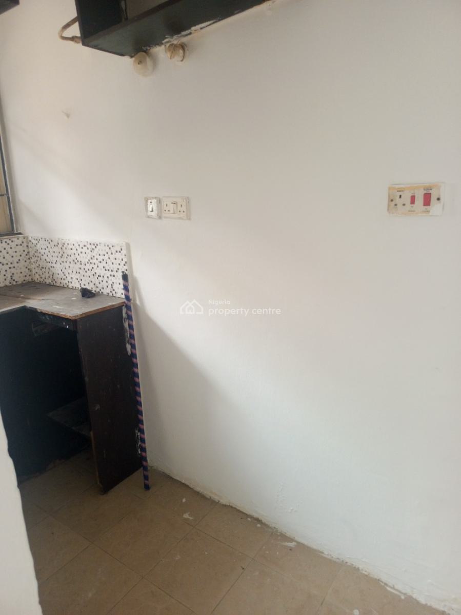Clean Spacious Bedroom and Parlor (mini Flat), Mobil Road, Ilaje, Ajah, Lagos, Mini Flat (room and Parlour) for Rent