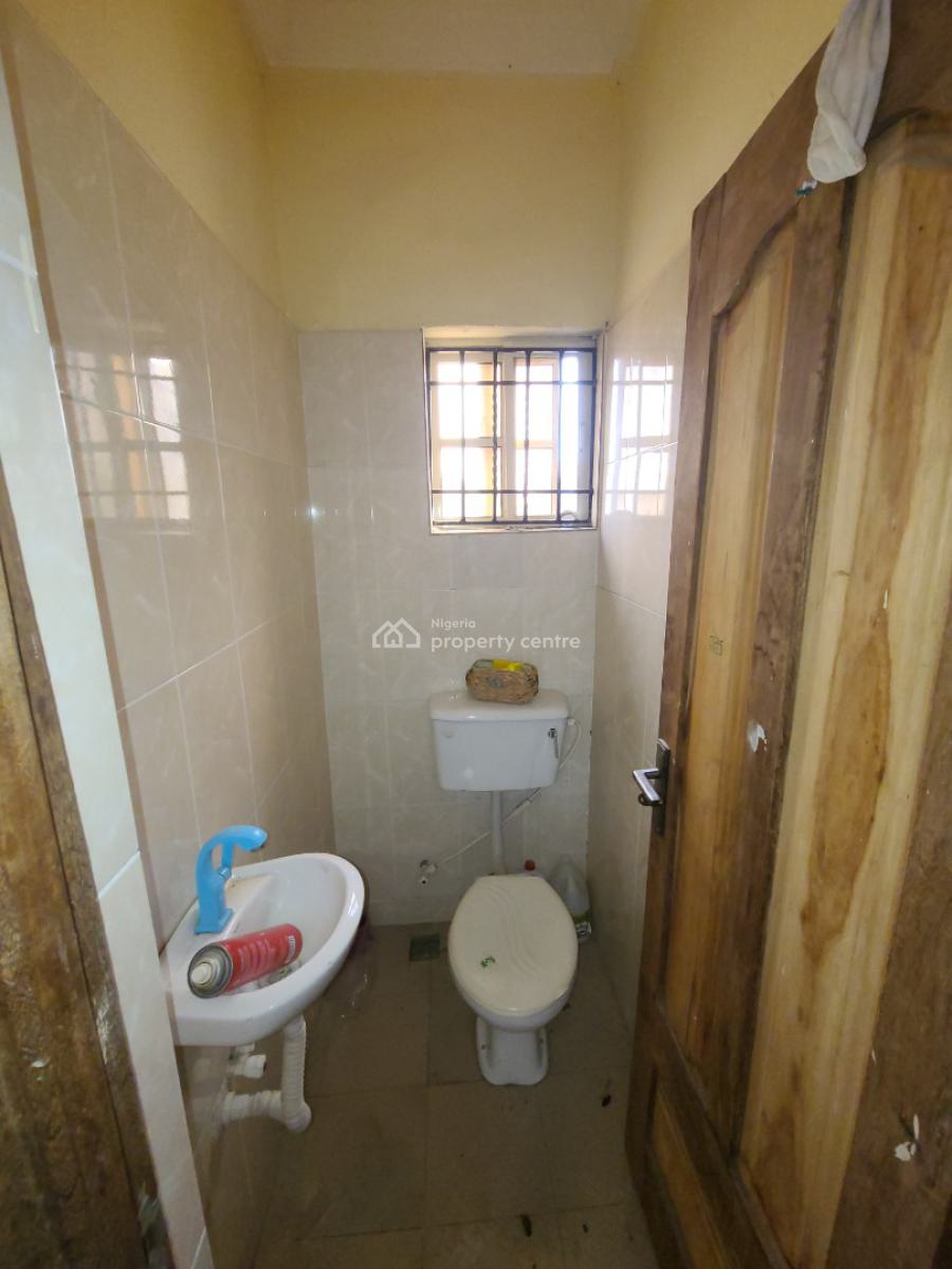 2 Bedroom Apartment Just 2 in The Compound, Eputu London, Ibeju Lekki, Lagos, Flat / Apartment for Rent