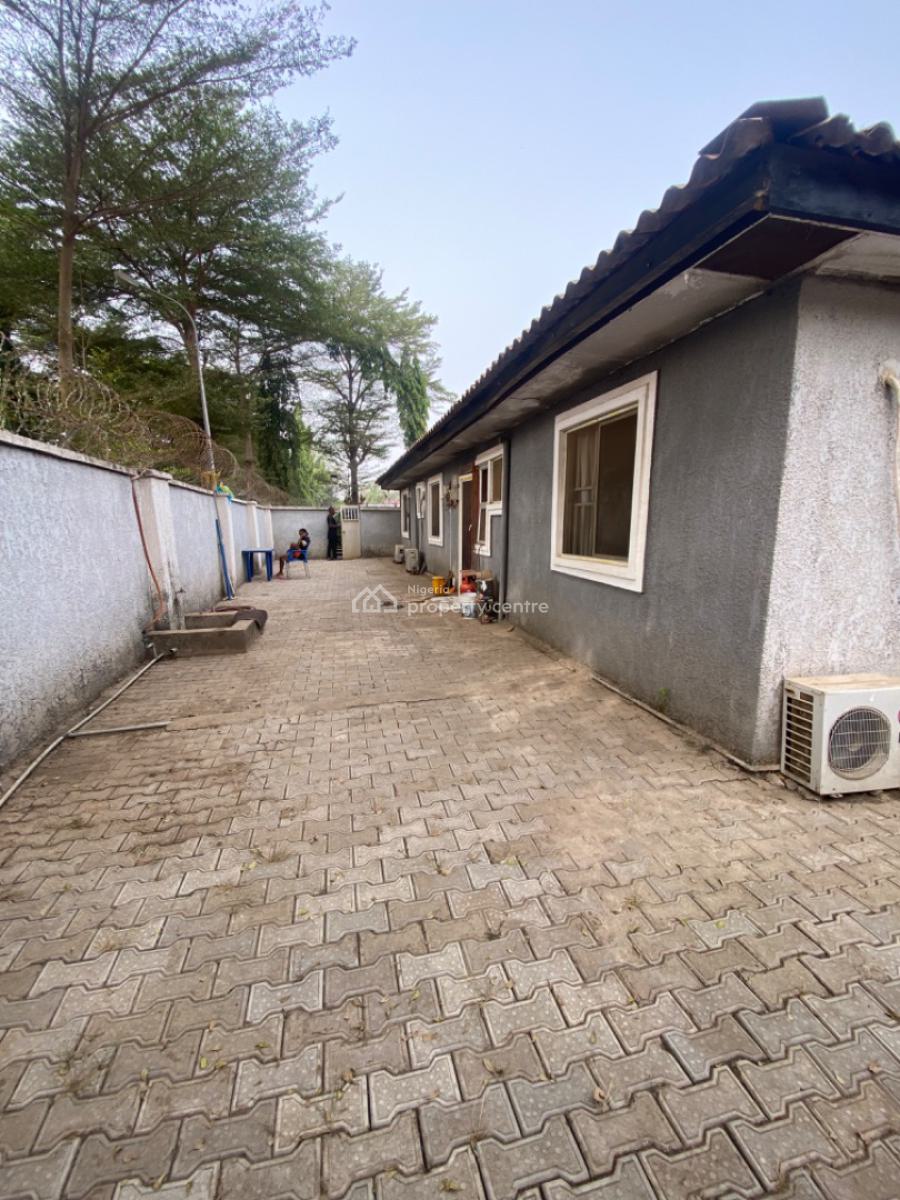 4 Bedroom Bungalow with Car Park Upto 8 Cars, Life Camp, Abuja, Semi-detached Bungalow for Sale