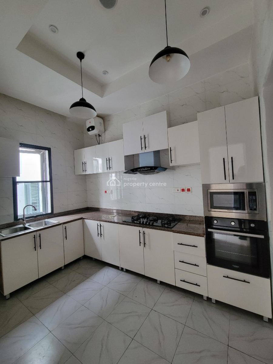 Well Built Fully Serviced 2 Bedroom Apartment, Ikate Elegushi, Lekki, Lagos, Flat / Apartment for Rent