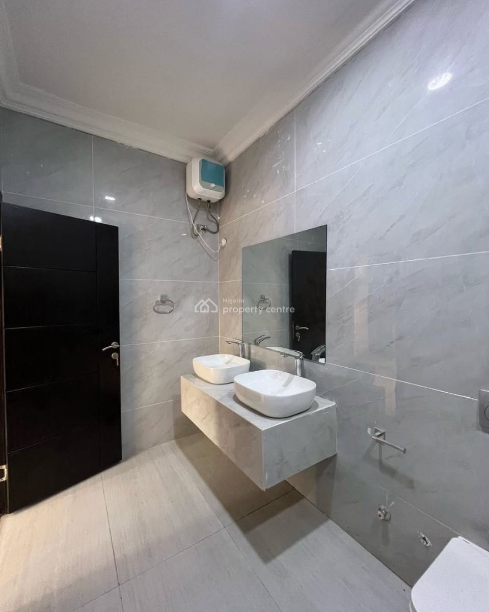 3 Bedroom Apartment, Lekki Phase 1, Lekki, Lagos, Flat / Apartment for Rent