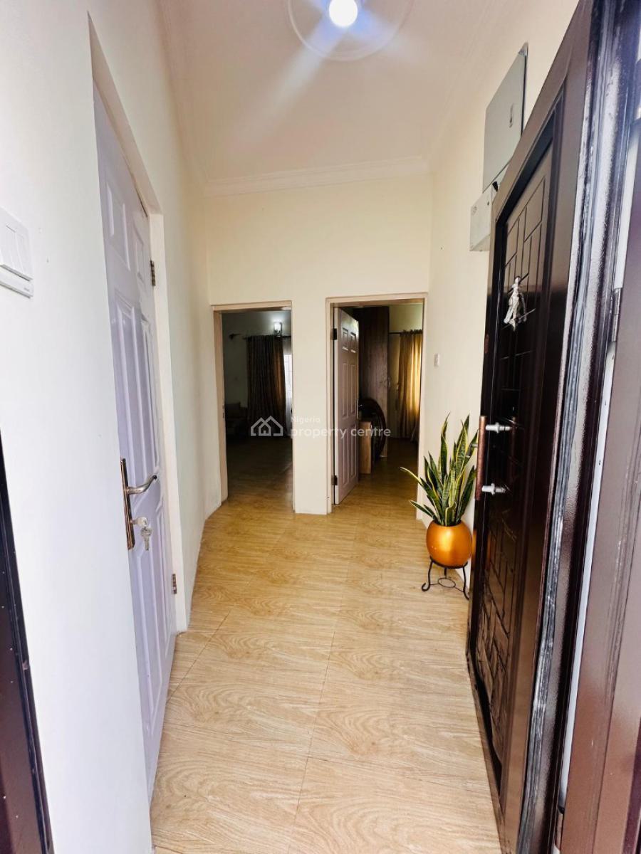 Self Service Spacious Furnished 1 Bedroom  Flat Upstairs, Ikoyi, Lagos, Mini Flat (room and Parlour) for Rent