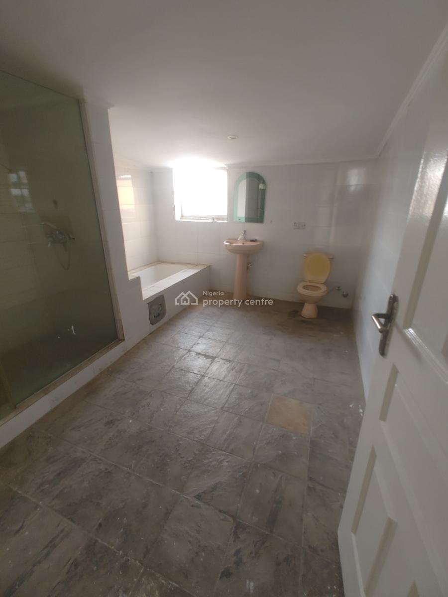 Very Neat & Spacious 5 Bedroom Duplex with Penthouse, Ogidan Sangotedo. Close to Sky Mall, Ajah, Lagos, Flat / Apartment for Rent