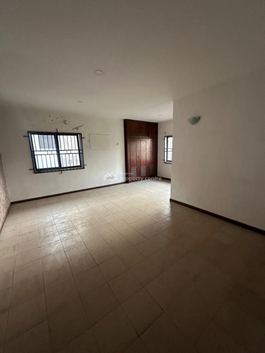 Exquisite Three Bedroom Flat, Conservation Road/ Orchid Road, Lekki, Lagos, Flat / Apartment for Rent