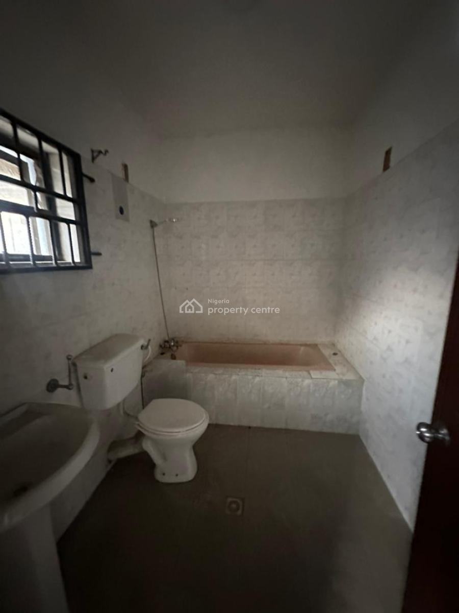 Exquisite Three Bedroom Flat, Conservation Road/ Orchid Road, Lekki, Lagos, Flat / Apartment for Rent