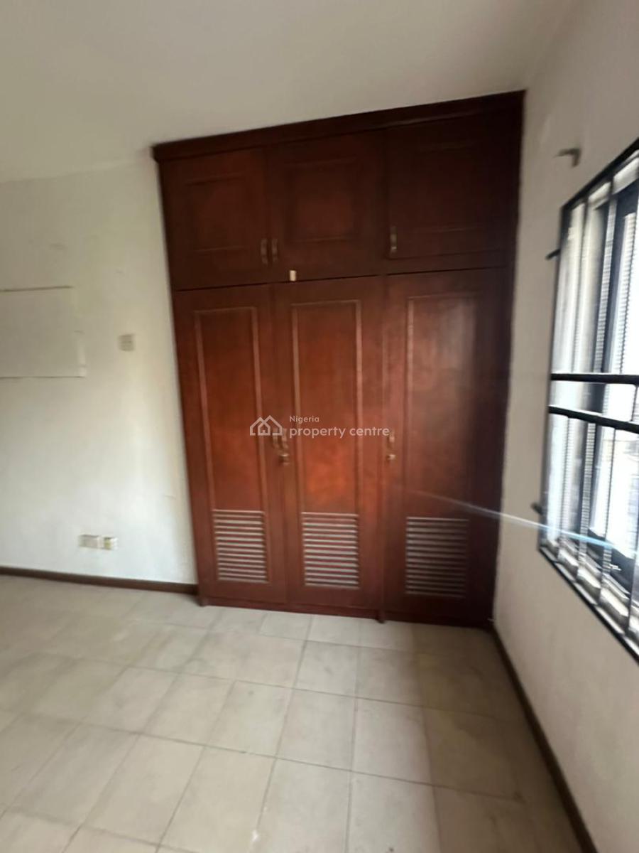Exquisite Three Bedroom Flat, Conservation Road/ Orchid Road, Lekki, Lagos, Flat / Apartment for Rent