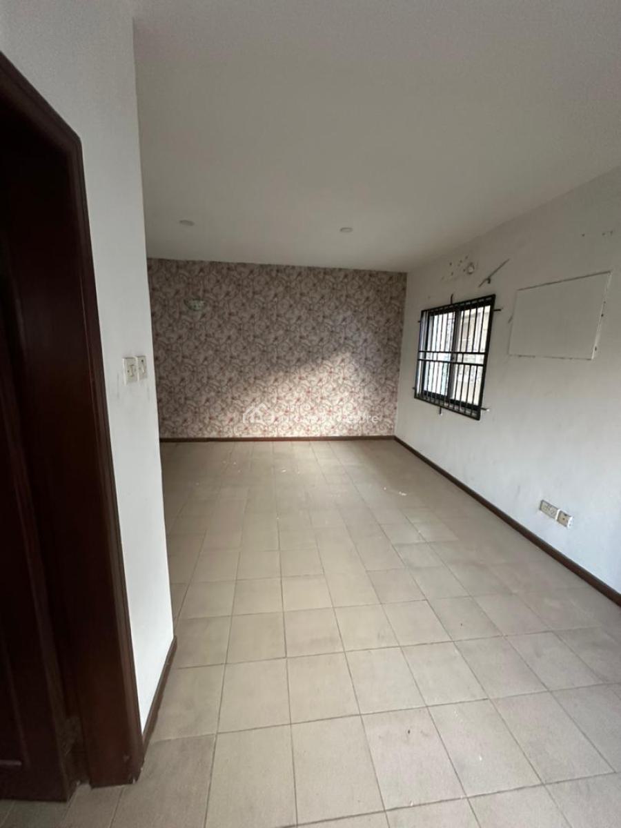 Exquisite Three Bedroom Flat, Conservation Road/ Orchid Road, Lekki, Lagos, Flat / Apartment for Rent