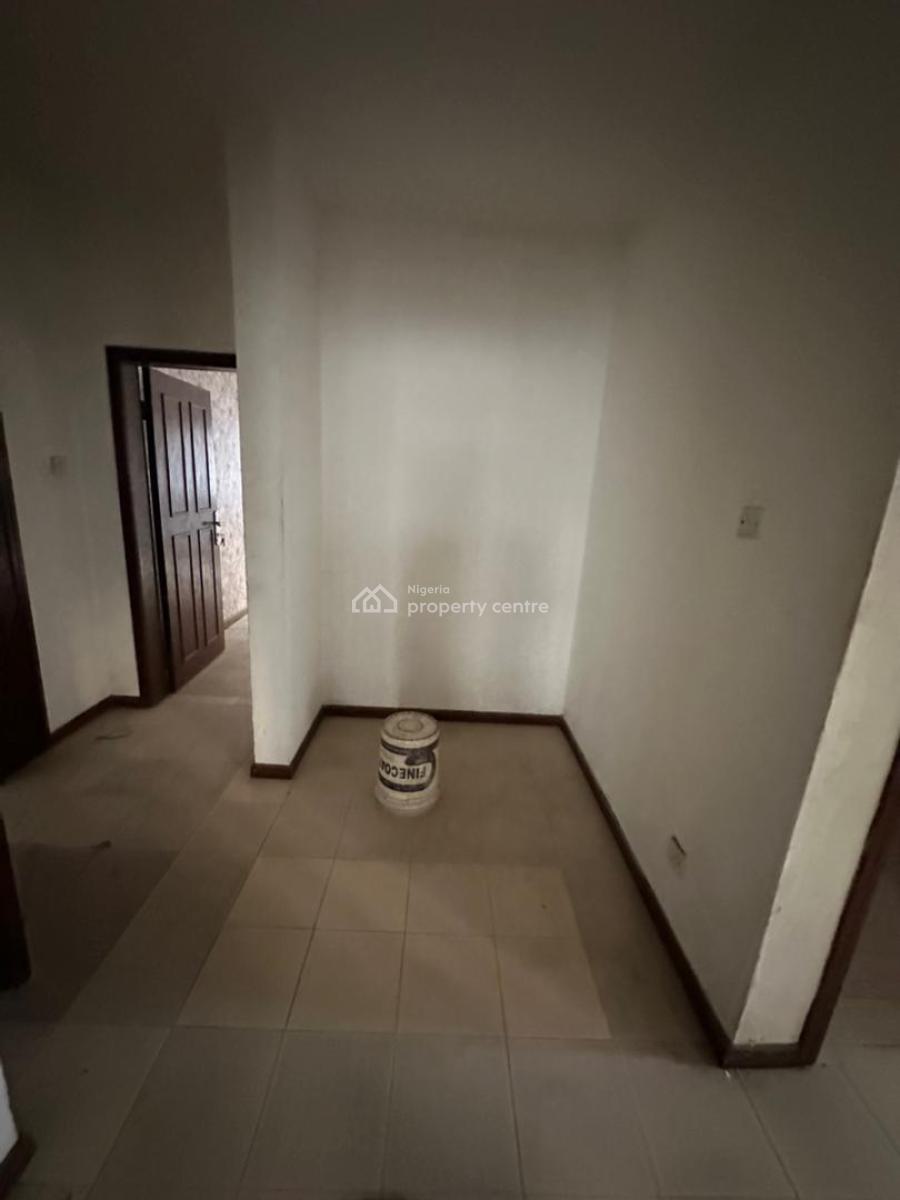 Exquisite Three Bedroom Flat, Conservation Road/ Orchid Road, Lekki, Lagos, Flat / Apartment for Rent