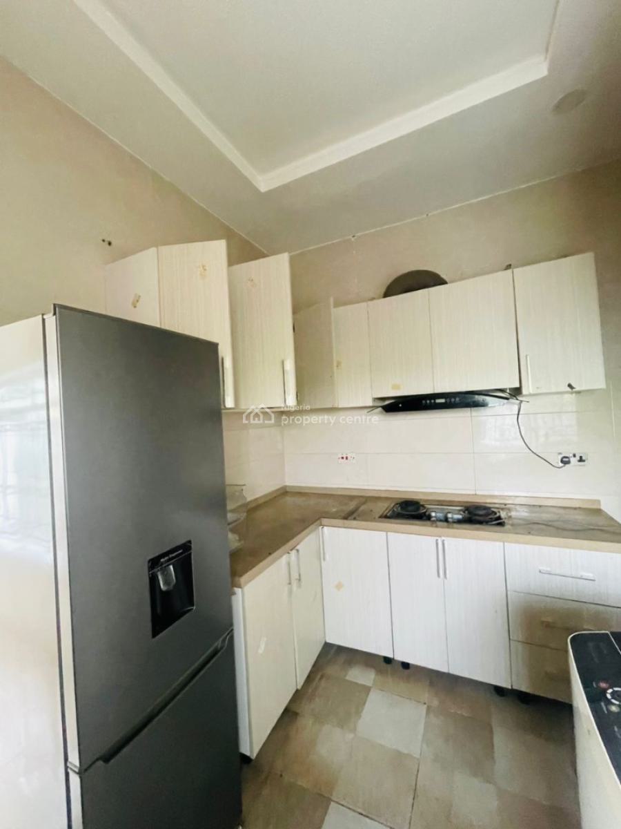 Two (2) Bedroom Flat Apartment, Mobile, Ilaje, Ajah, Lagos, Flat / Apartment for Rent