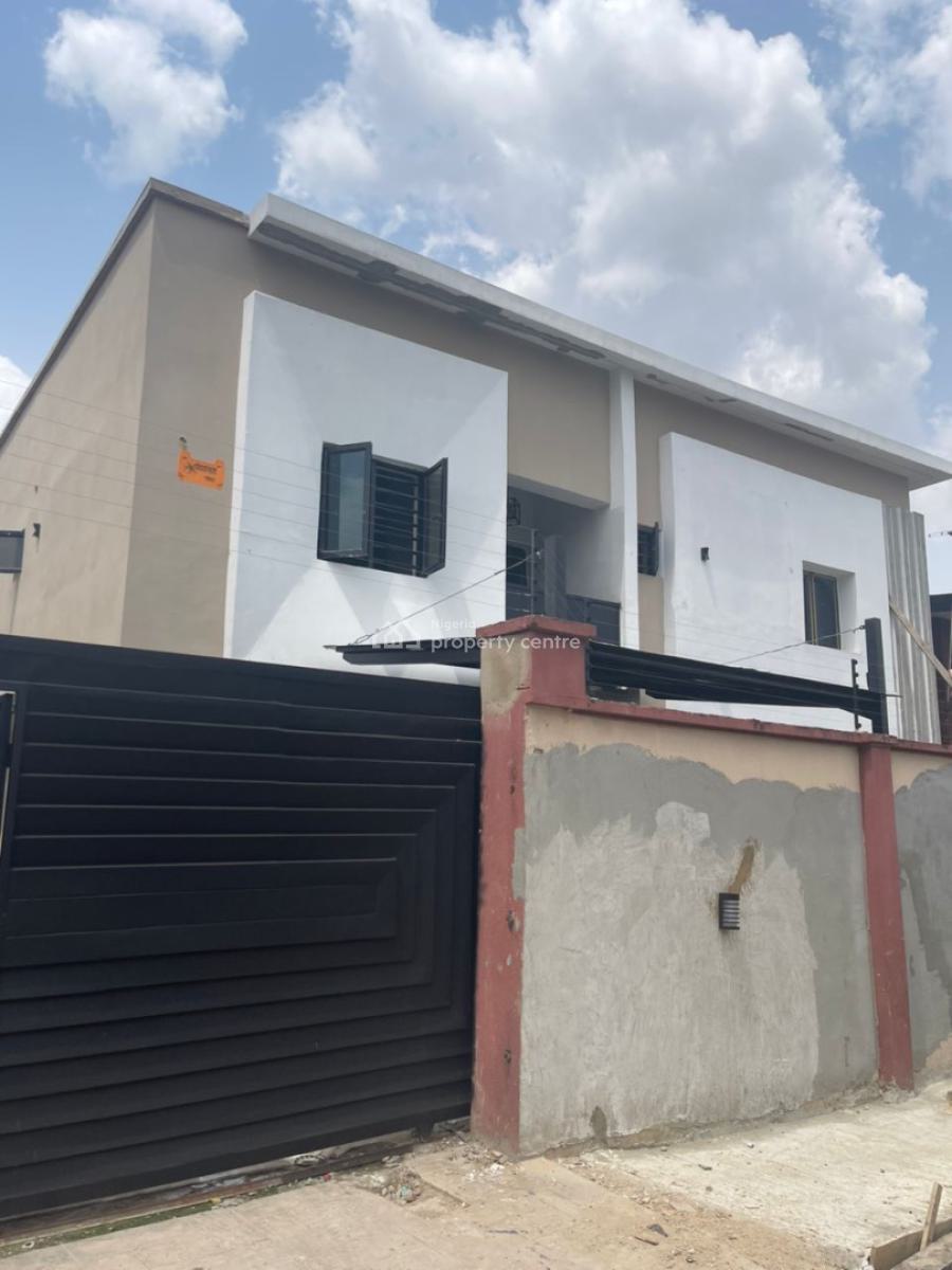 Spacious 2 Bedroom, Mende, Maryland, Lagos, Flat / Apartment for Rent