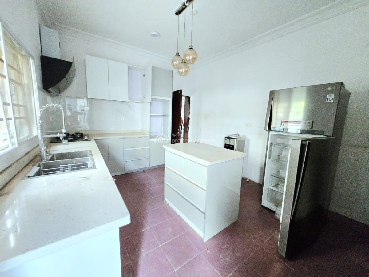 Very Spacious 5-bedroom Semi-detached Duplex, Lekki Phase 1, Lekki, Lagos, Semi-detached Duplex for Rent