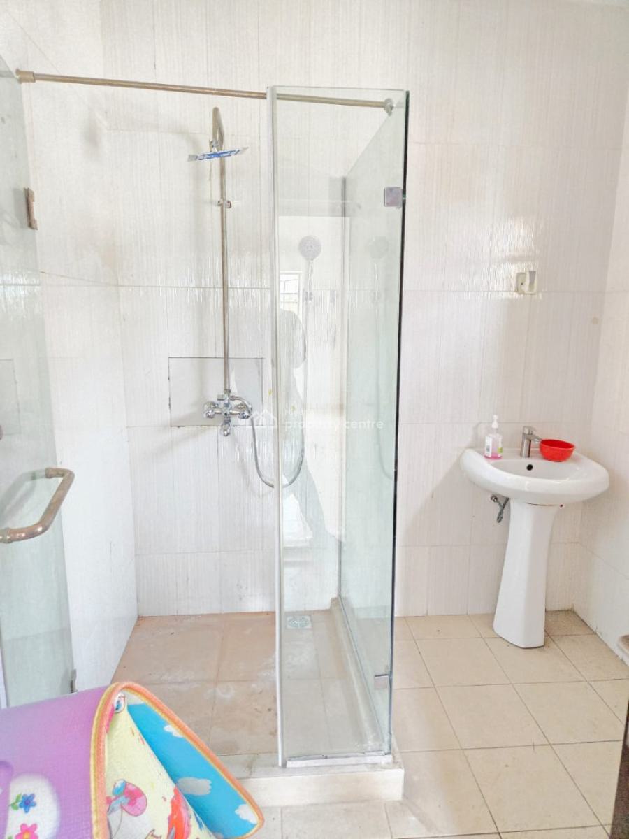 Very Spacious 5-bedroom Semi-detached Duplex, Lekki Phase 1, Lekki, Lagos, Semi-detached Duplex for Rent