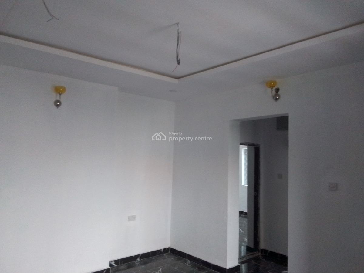 Newly Buildt Spacious Luxury 2 Bedroom Flat with Excellent Features, Agunbiade Junction, Ogombo, Ajah, Lagos, Flat / Apartment for Rent