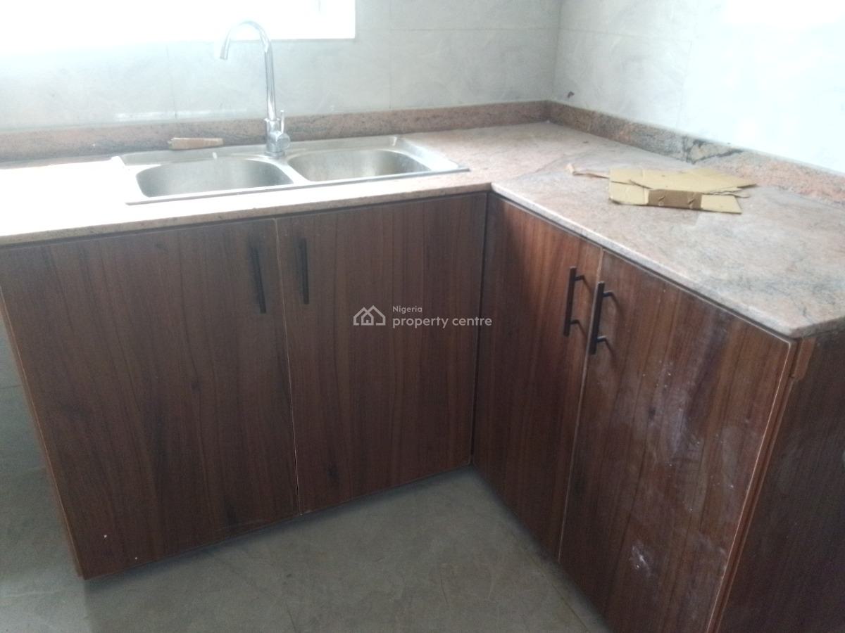 Newly Buildt Spacious Luxury 2 Bedroom Flat with Excellent Features, Agunbiade Junction, Ogombo, Ajah, Lagos, Flat / Apartment for Rent