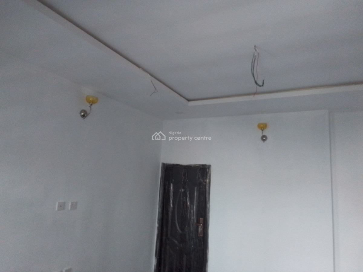 Newly Buildt Spacious Luxury 2 Bedroom Flat with Excellent Features, Agunbiade Junction, Ogombo, Ajah, Lagos, Flat / Apartment for Rent