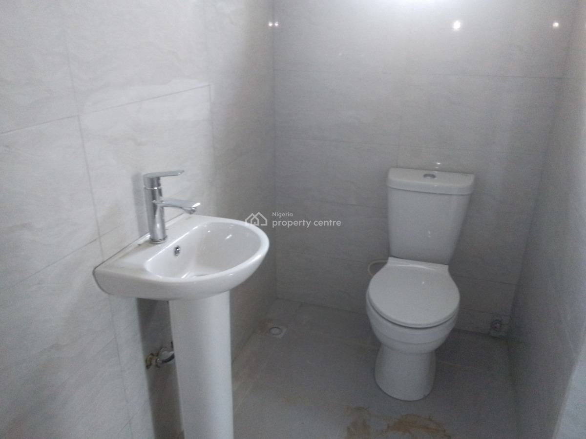 Newly Buildt Spacious Luxury 2 Bedroom Flat with Excellent Features, Agunbiade Junction, Ogombo, Ajah, Lagos, Flat / Apartment for Rent