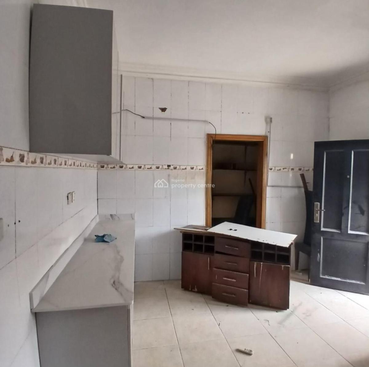 Self Serviced 5 Bedroom Semi Detached Duplex with a Room Bq, Lekki Phase 1, Lekki, Lagos, Semi-detached Duplex for Rent