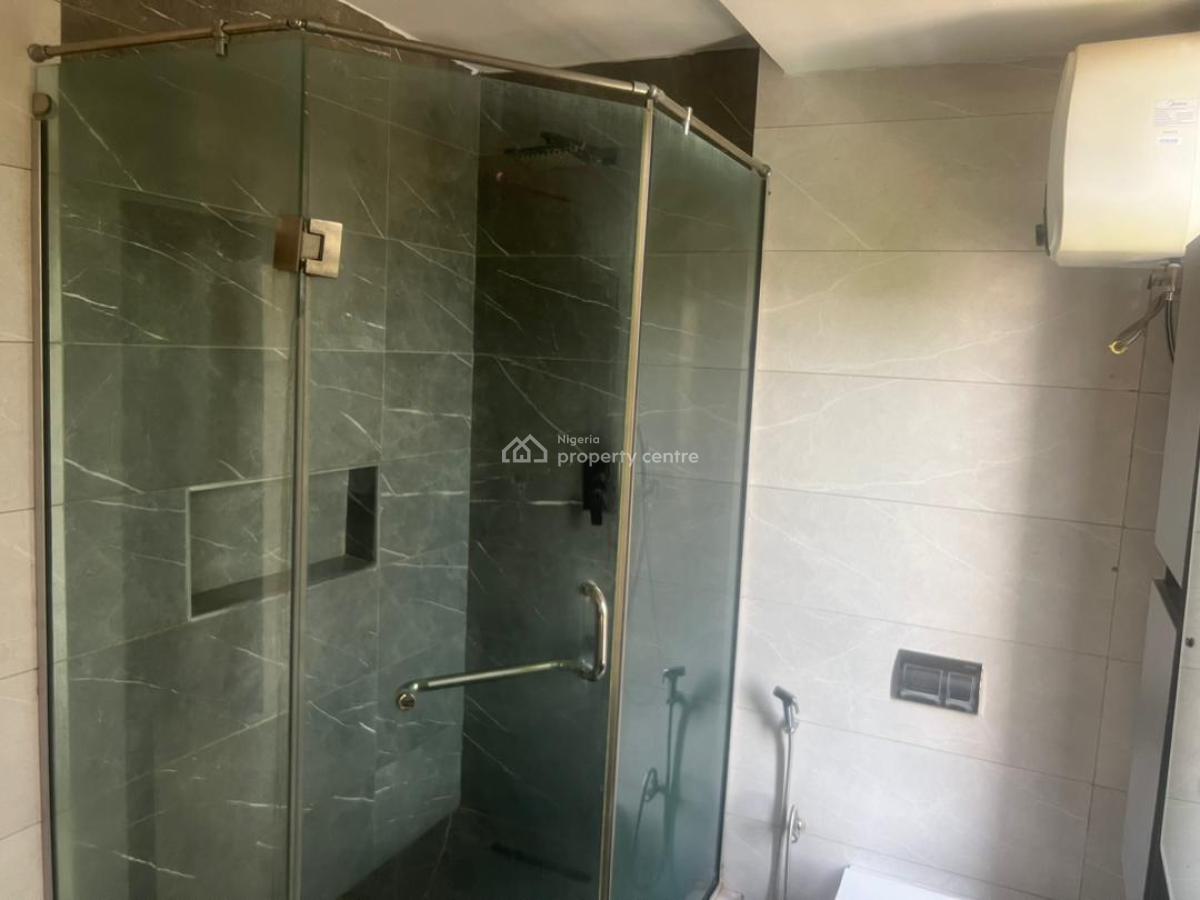 Self Compound 4 Bedroom Semi Detached Duplex with a Room Bq, Lekki Phase 1, Lekki, Lagos, Semi-detached Duplex for Rent