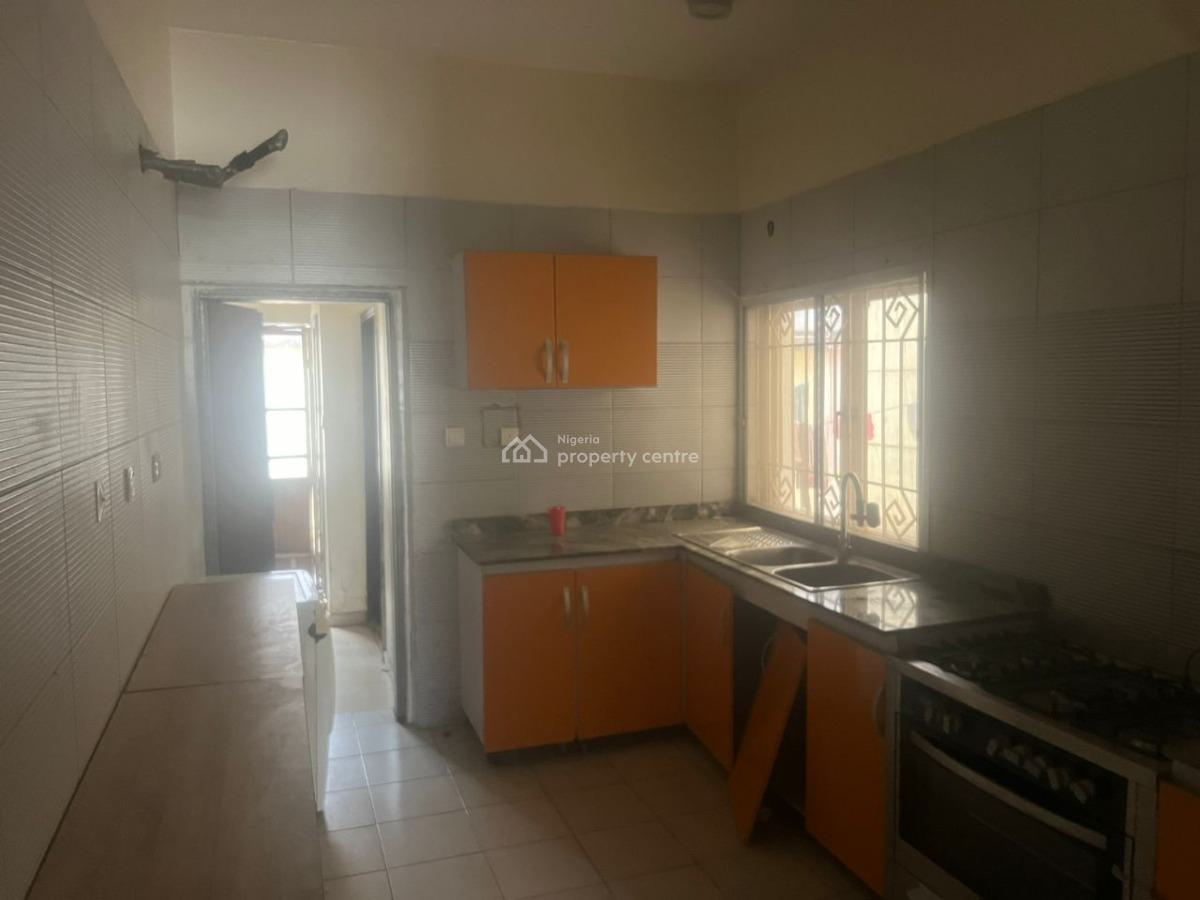 Spacious 4 Bedroom Terrace Duplex with a Room Bq, Lekki Phase 1, Lekki, Lagos, Terraced Duplex for Rent