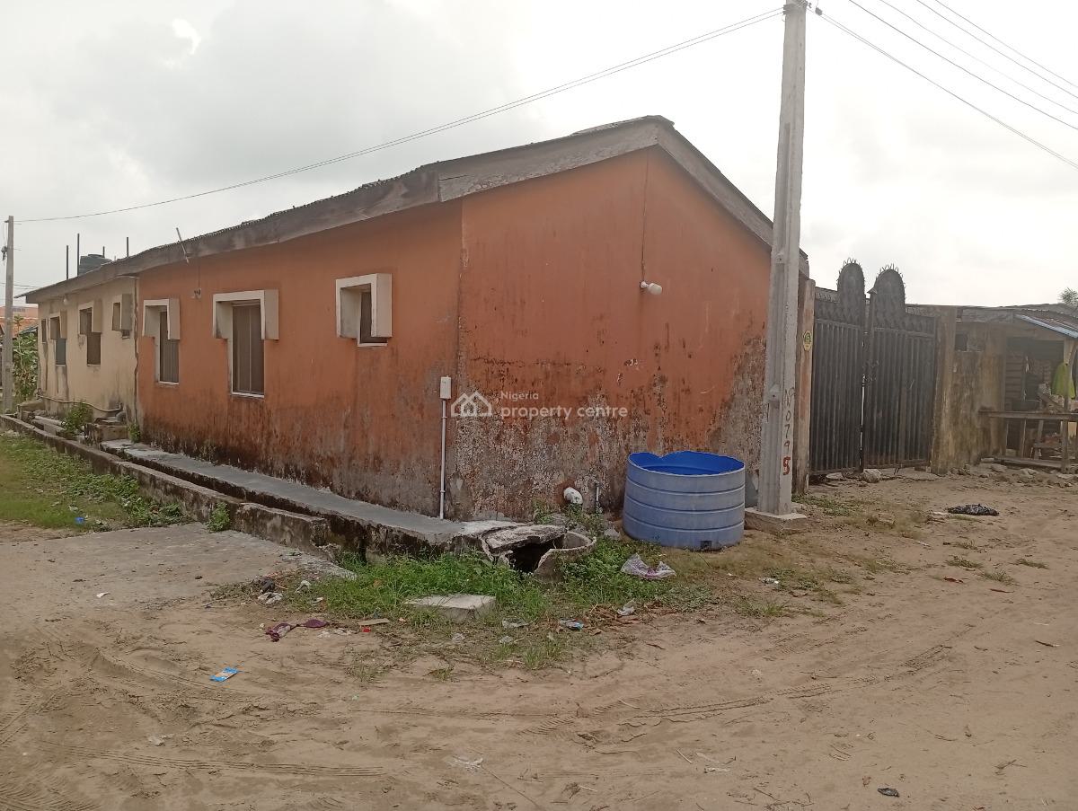 Parcel of Land Measuring 450sqm with Demolishable Mini Flats, United Estate, Sangotedo, Ajah, Lagos, Residential Land for Sale