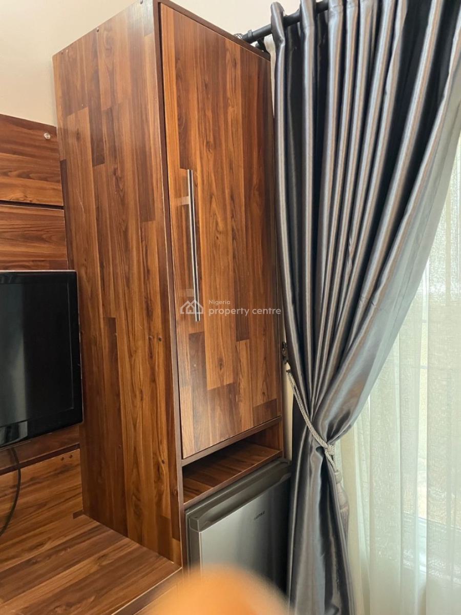 Furnished Mini Flat, Chevron Drive, Lekki, Lagos, Mini Flat (room and Parlour) for Rent