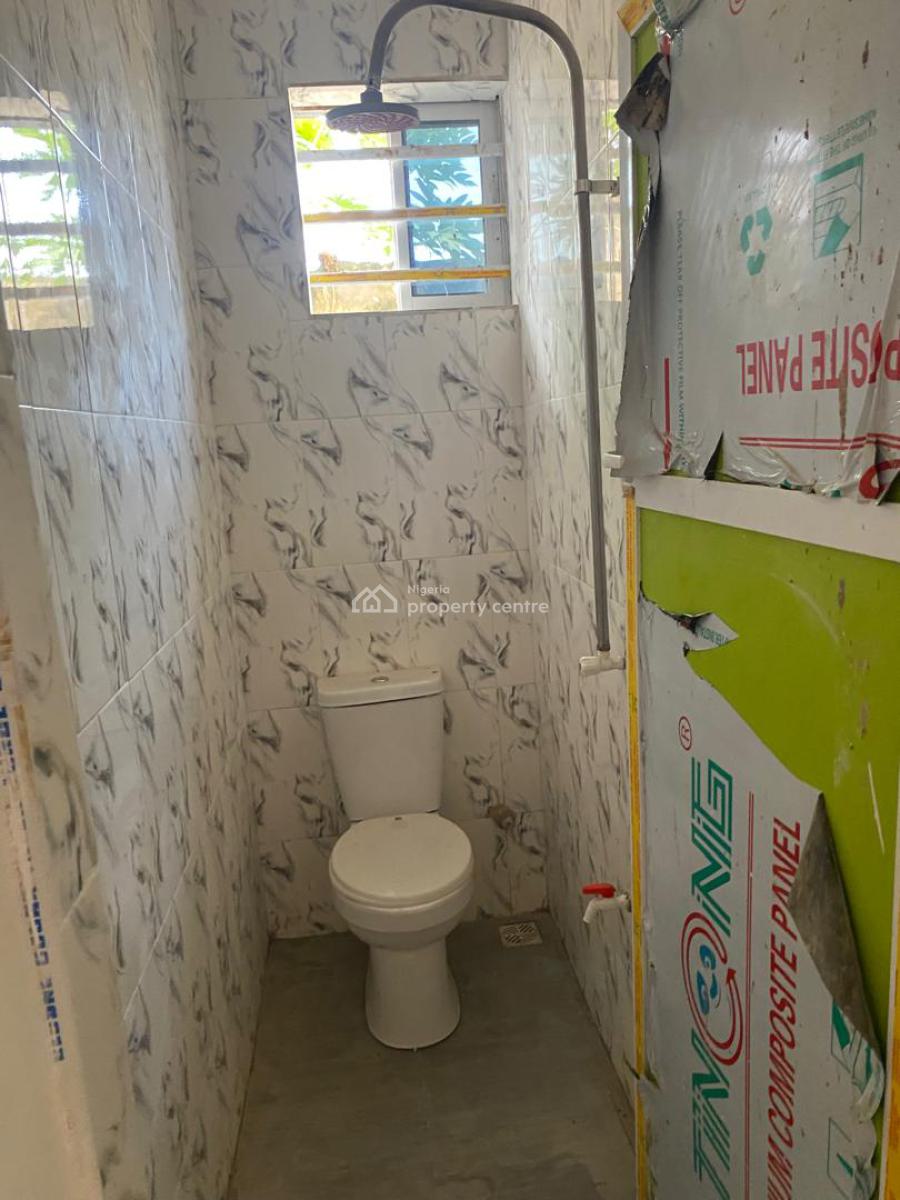 Newly Renovated 2-bedrooms Flat Bungalow All Ensuite with Pop, Secured, Abule Oja, Yaba, Lagos, Flat / Apartment for Rent