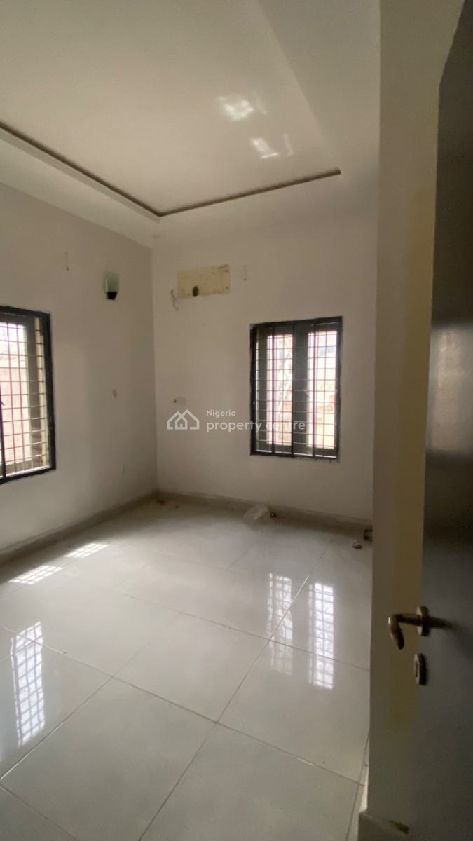 Neatly Built 2 Bedroom Flat, Dawaki, Gwarinpa, Abuja, Flat / Apartment for Rent