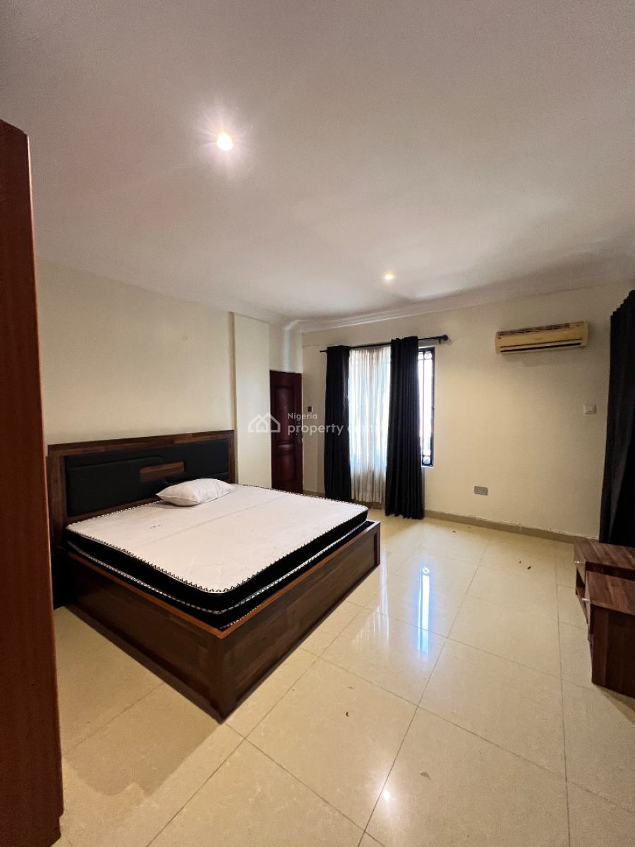 Spacious 4 Bedroom Apartment with Bq and Swimming Pool, Oniru, Victoria Island (vi), Lagos, Flat / Apartment for Rent