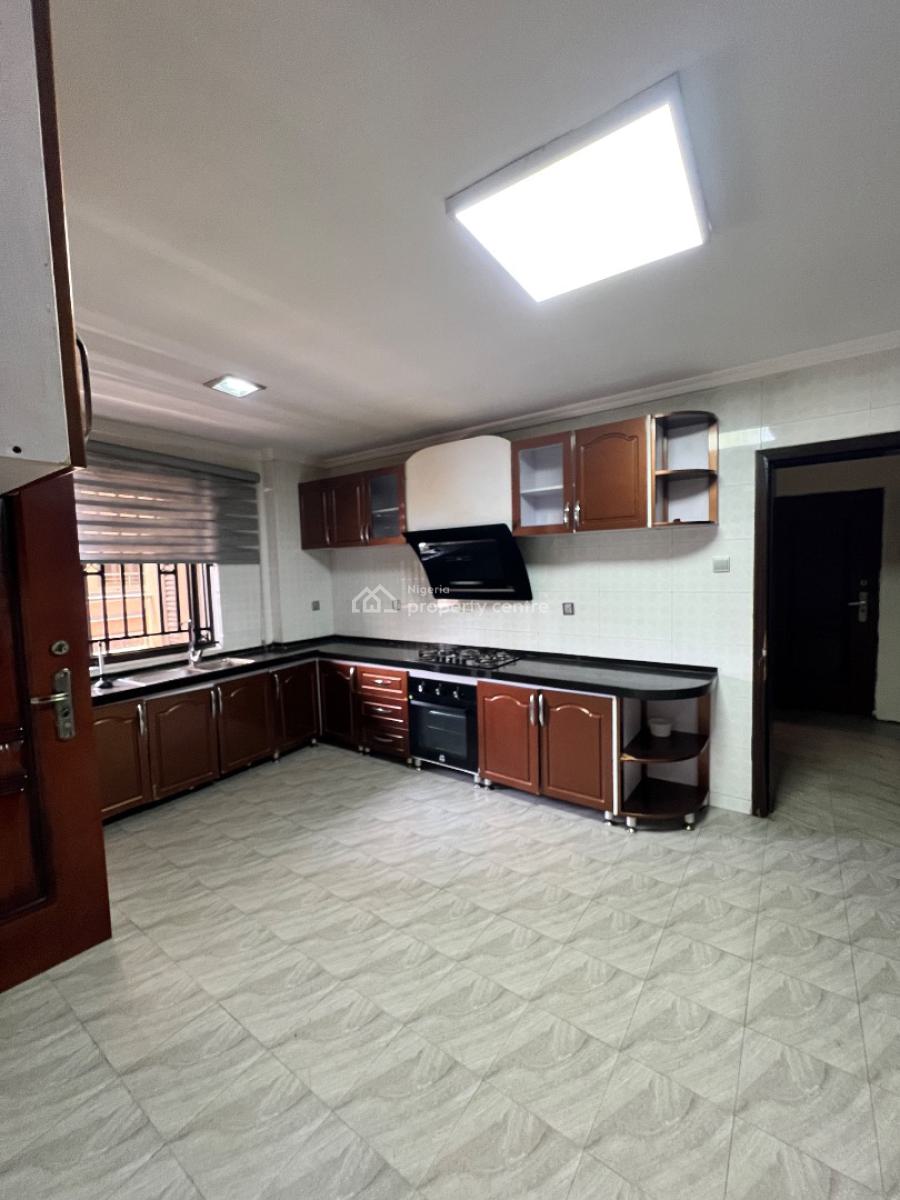 Spacious 4 Bedroom Apartment with Bq and Swimming Pool, Oniru, Victoria Island (vi), Lagos, Flat / Apartment for Rent