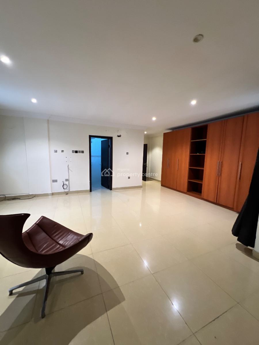 Spacious 4 Bedroom Apartment with Bq and Swimming Pool, Oniru, Victoria Island (vi), Lagos, Flat / Apartment for Rent