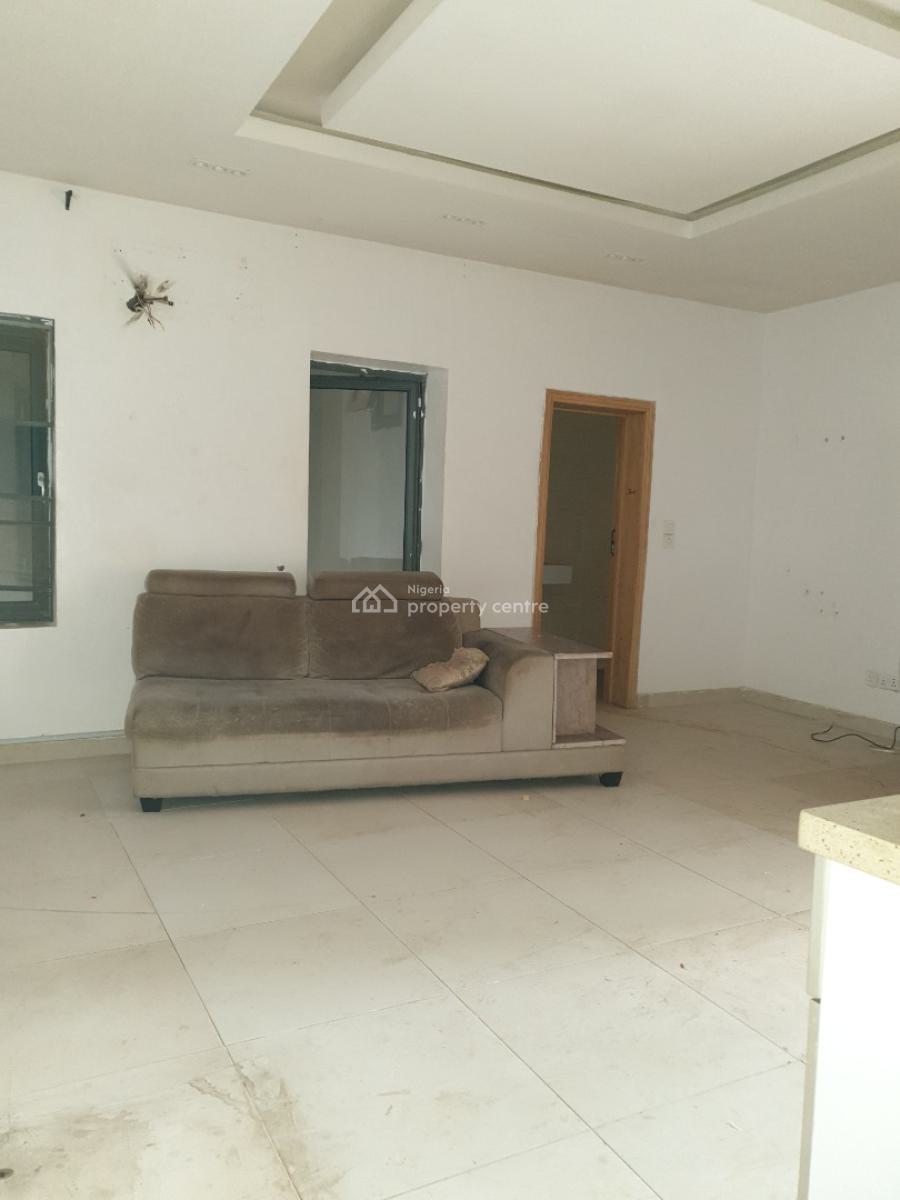 Spacious Service Mini Flat, Spg Road Ologolo, Lekki, Lagos, Flat / Apartment for Rent