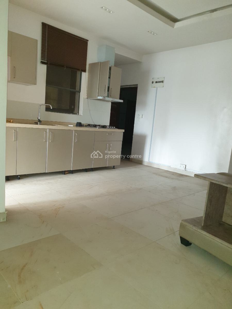 Spacious Service Mini Flat, Spg Road Ologolo, Lekki, Lagos, Flat / Apartment for Rent