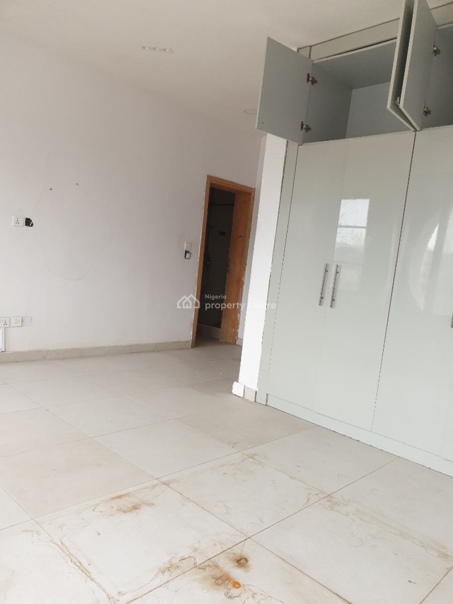Spacious Service Mini Flat, Spg Road Ologolo, Lekki, Lagos, Flat / Apartment for Rent