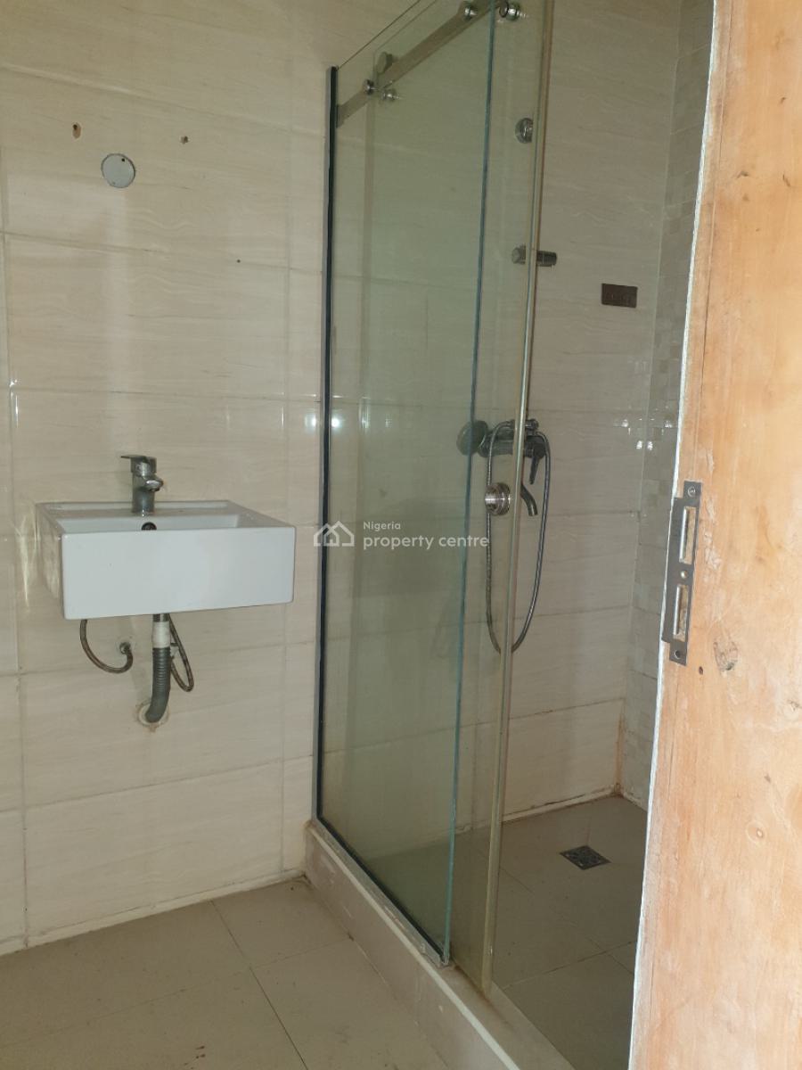 Spacious Service Mini Flat, Spg Road Ologolo, Lekki, Lagos, Flat / Apartment for Rent