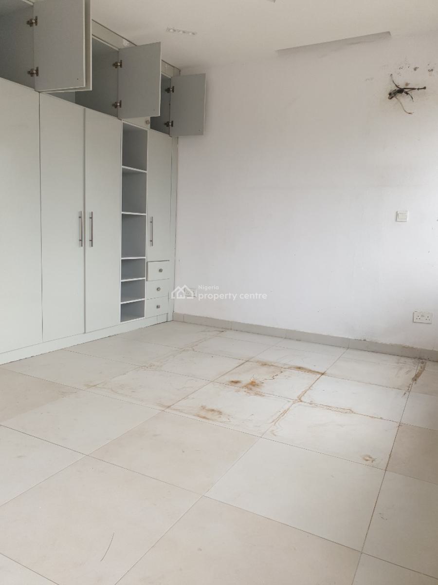 Spacious Service Mini Flat, Spg Road Ologolo, Lekki, Lagos, Flat / Apartment for Rent