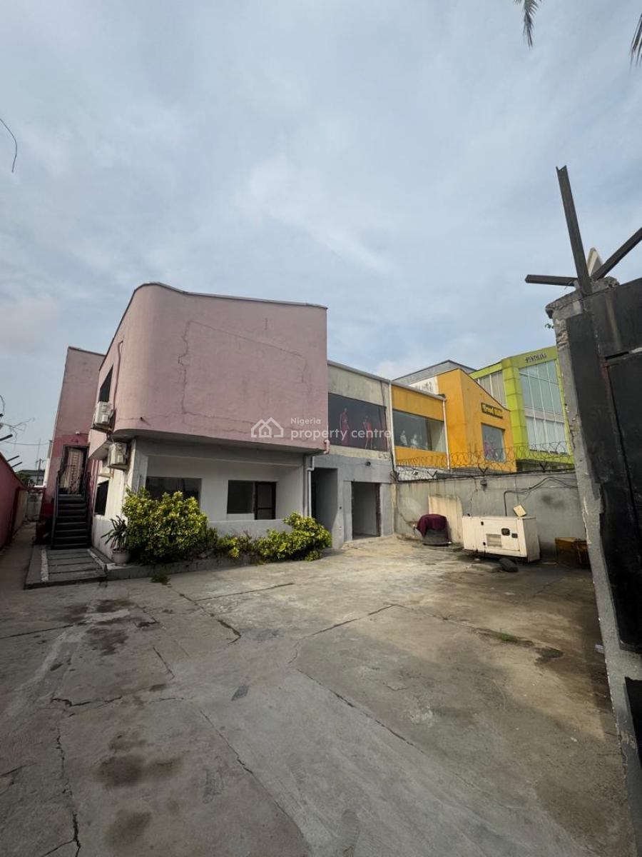 Massive Commercial Space, Lekki Phase 1, Lekki, Lagos, Commercial Property for Rent