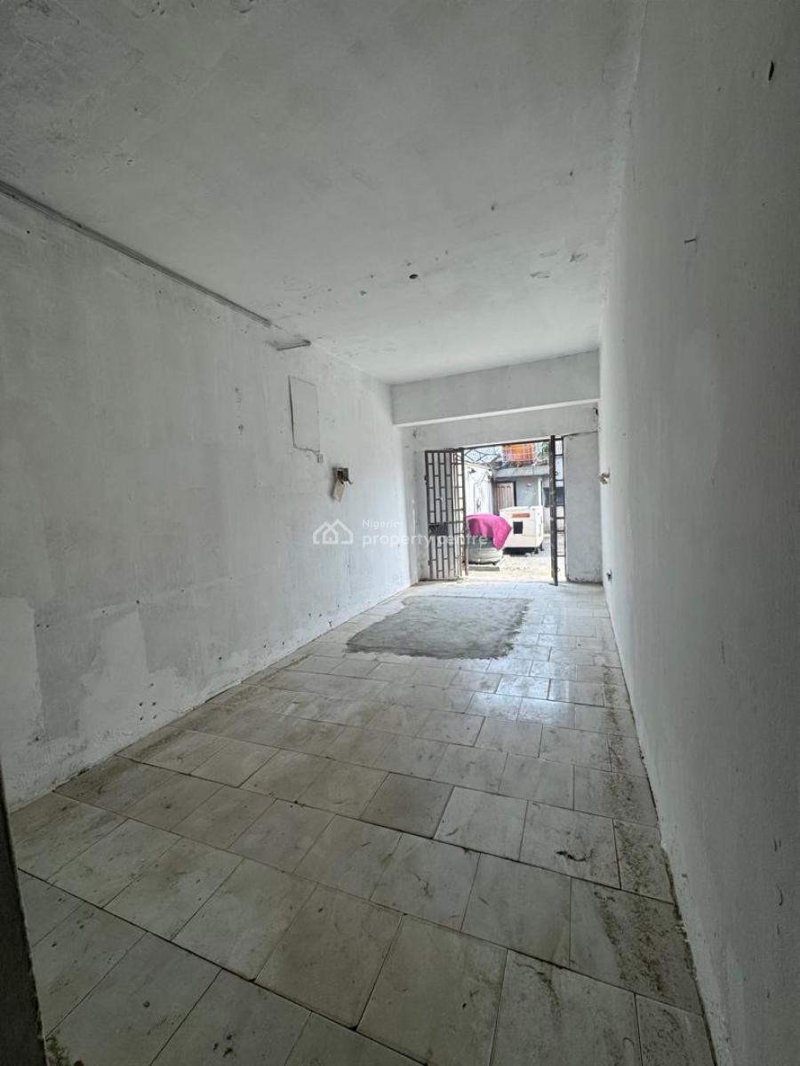 Massive Commercial Space, Lekki Phase 1, Lekki, Lagos, Commercial Property for Rent