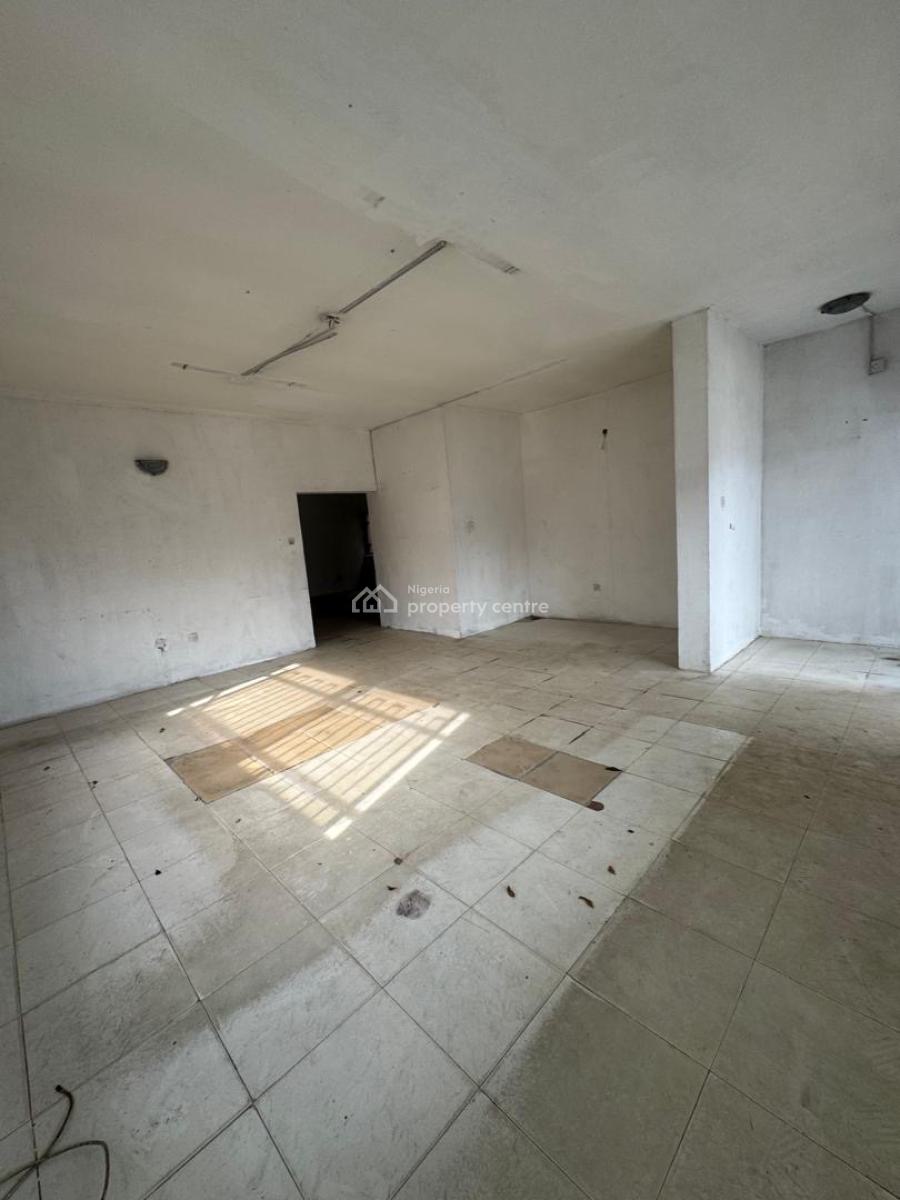 Massive Commercial Space, Lekki Phase 1, Lekki, Lagos, Commercial Property for Rent