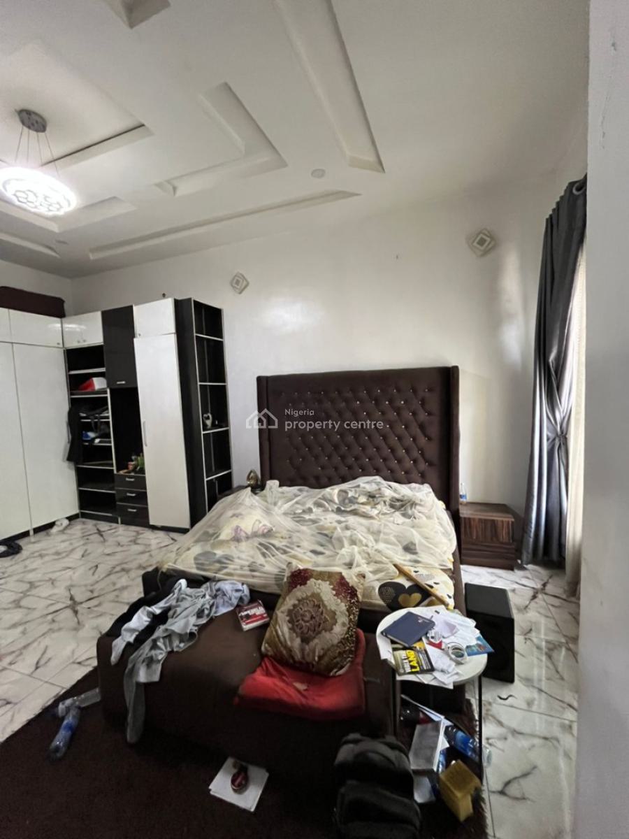 Beautiful Luxurious Masters Bedroom Share Apartment at Chevron Lekki, Chevron Alternative Lekki Phase 2, Lekki, Lagos, Self Contain (single Rooms) for Rent
