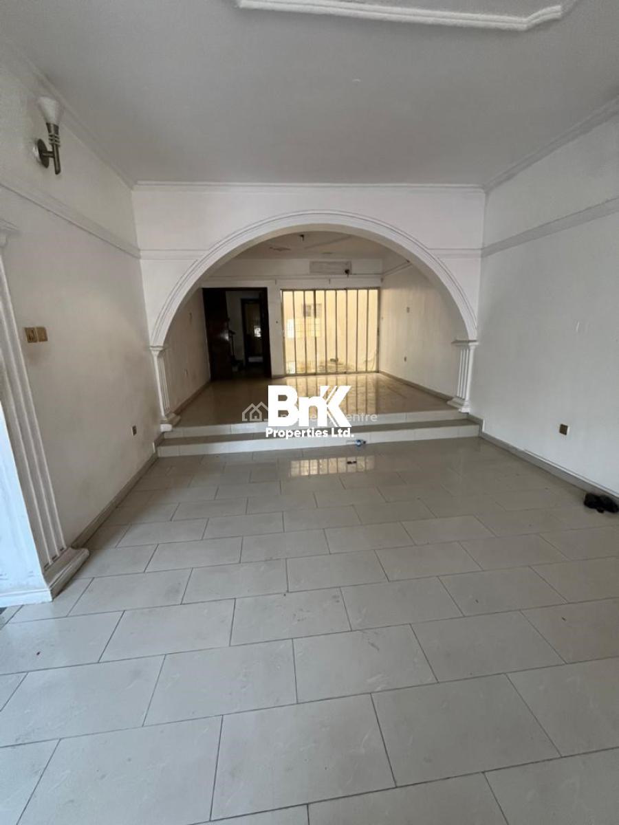 4-bedroom Semi Detached Duplex with 2rooms Bq, Lekki Phase 1, Lekki, Lagos, Semi-detached Duplex for Rent